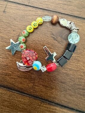 HIS STORY Beaded Charm Bracelet Star Cross Fish Multi-color SIzE XL Vintage